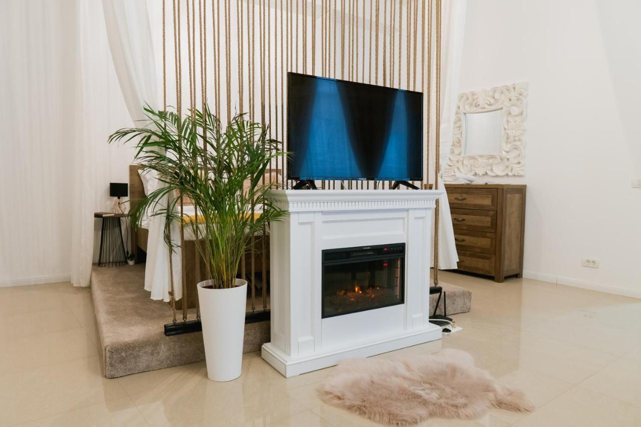 Chic Studio Букурещ Екстериор снимка