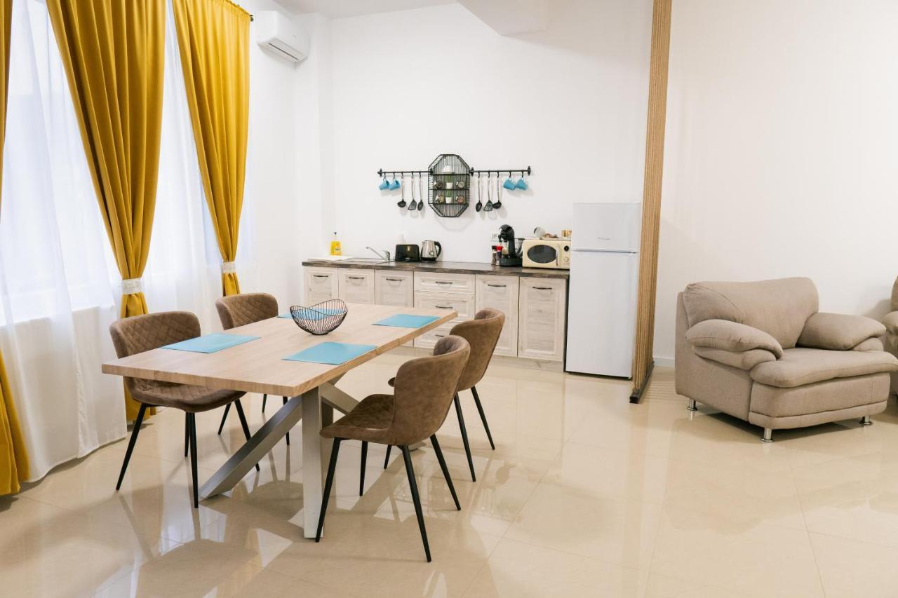 Chic Studio Букурещ Екстериор снимка