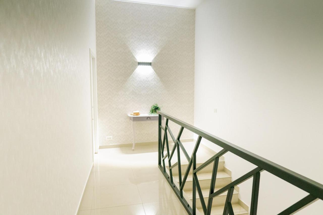 Chic Studio Букурещ Екстериор снимка